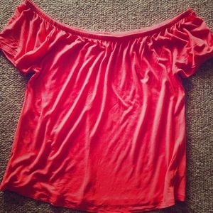 Off shoulders blouse